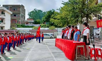 塘蓬中心小学阅读区