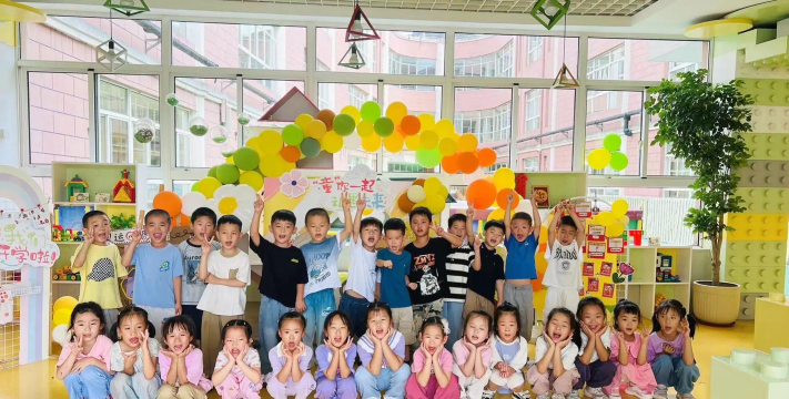 始兴县顿岗镇上张村幼儿园阅读区
