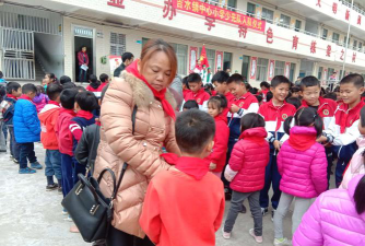 吉水镇中心小学阅读区