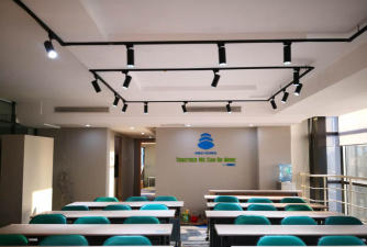 穆棱市菁英教育培训学校有限公司阅读区