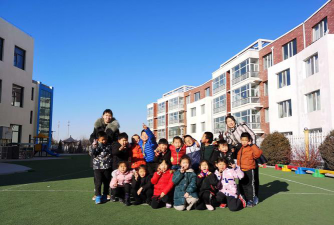 锡东村幼儿园阅读区