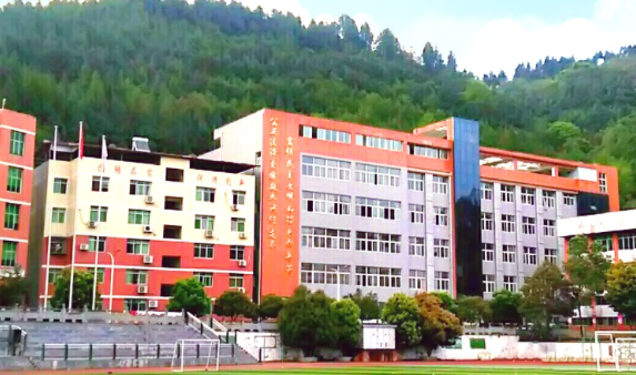 平昌驷马中学