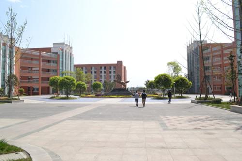 江油工业学校(四川