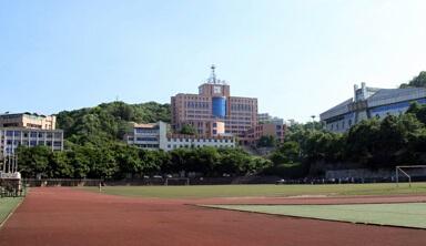 云南化学矿山技工学