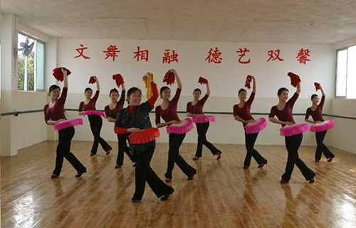 南宁东方民族艺术职