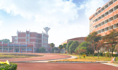 莱西市成人中等专业