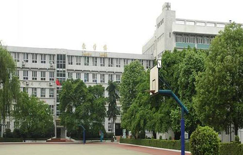 成都石室神龙中学