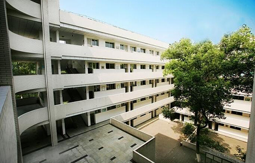 贵州凯里经济开发区初级中学