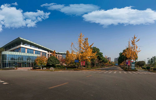 诸城市技工学校