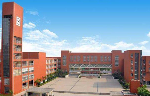 三台县广利初级中学