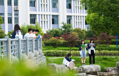 宿迁市技工学校