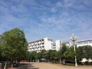 温州市金盾职业学校