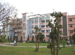 贵阳市云岩区兴黔学