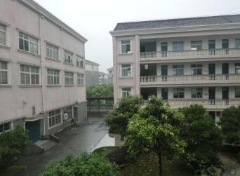 开阳县宅吉乡中心学