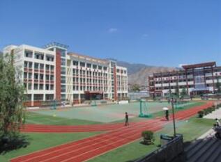 隆阳区坝湾中学
