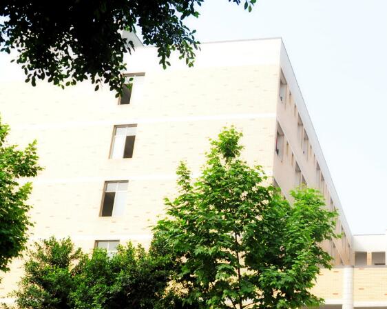 筠连县维新中学