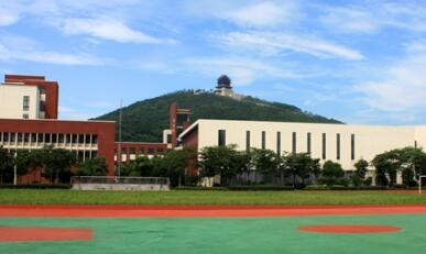湖州市泉生中学