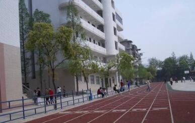 湖北大学附属中学