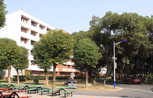 沈阳市培英高级中学