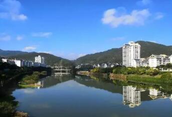 龙岩市白沙中学