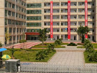 上海市宝山区杨泰实验学校(中学部)